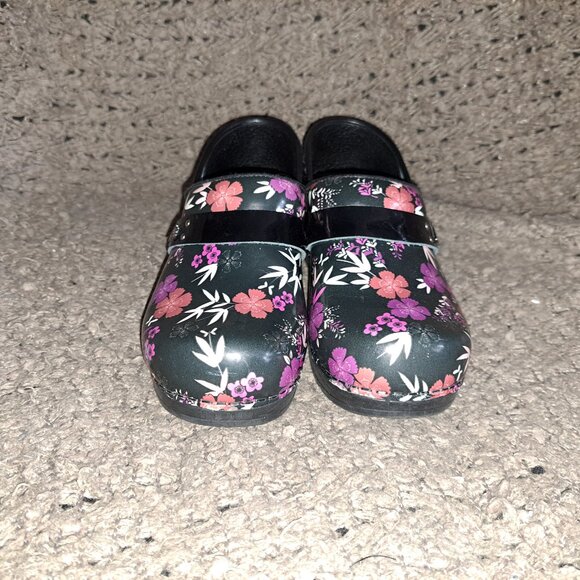 KOI BY SANITA-Black Floral Pattern Clogs-Nurse/Work-Patent Leather-Sz 35/5-NM - Picture 3 of 8